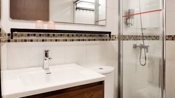 Shower, free toiletries, hair dryer, towels