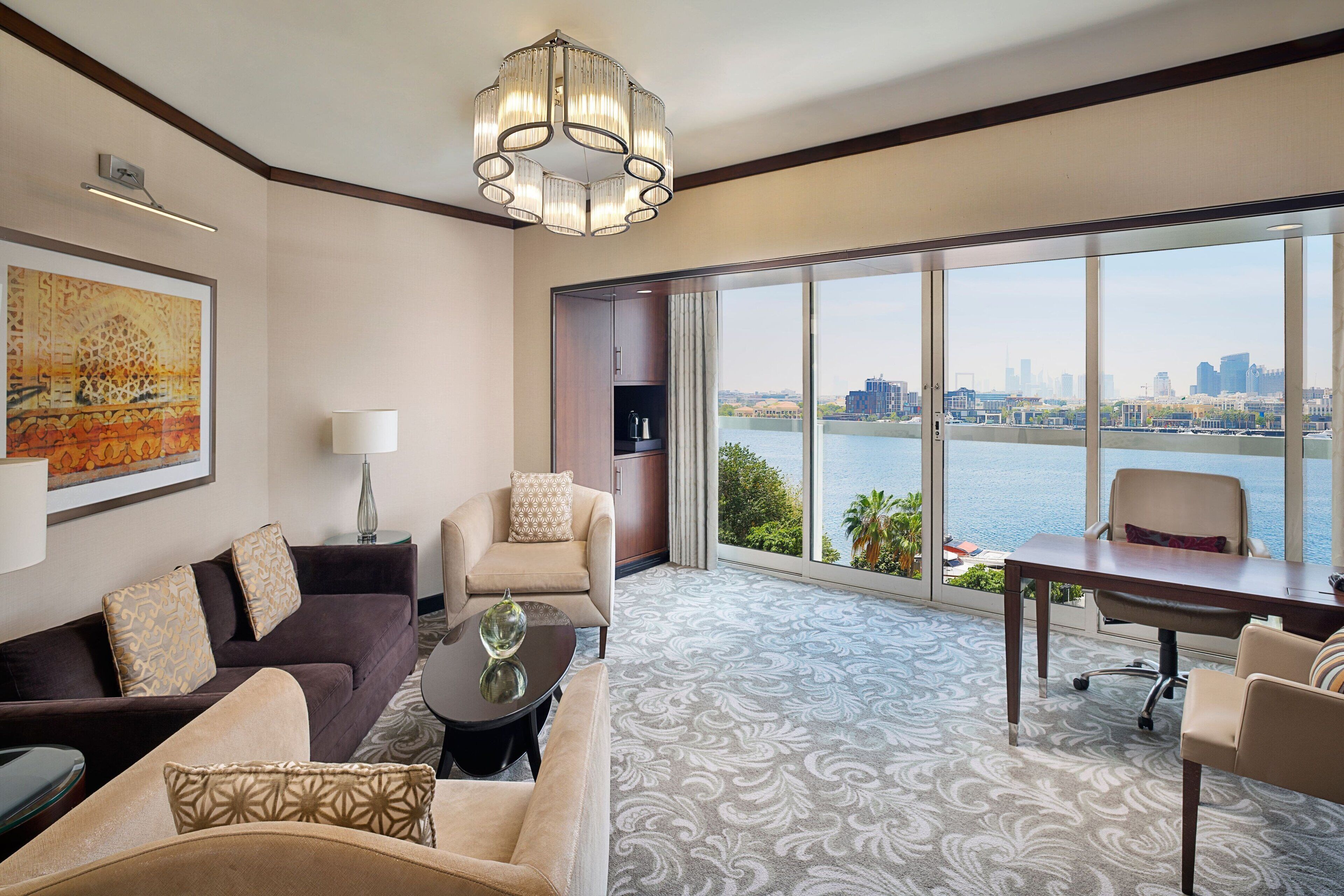 Photo - Sheraton Dubai Creek Hotel & Towers