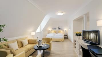 Tweepersoonskamer (streetview) | Hypoallergeen beddengoed, een minibar, een kluis op de kamer