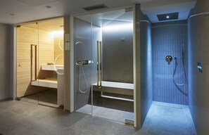 Habitación Deluxe, 1 cama King size (Hilton Private Wellness Area) | Spa