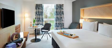 Deluxe Wellness Room | Zimmersafe, laptopgeeigneter Arbeitsplatz, Verdunkelungsvorhänge