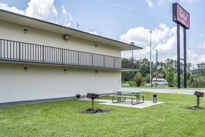 BBQ/picnic area