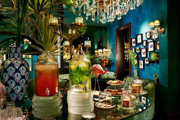 Daily buffet breakfast (EUR 24.50 per person)