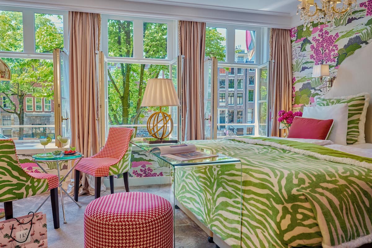 Chambre Deluxe Double ou avec lits jumeaux, vue canal