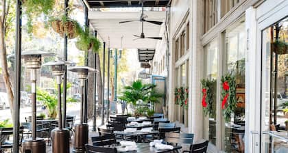 The Lafayette New Orleans By Kasa Living