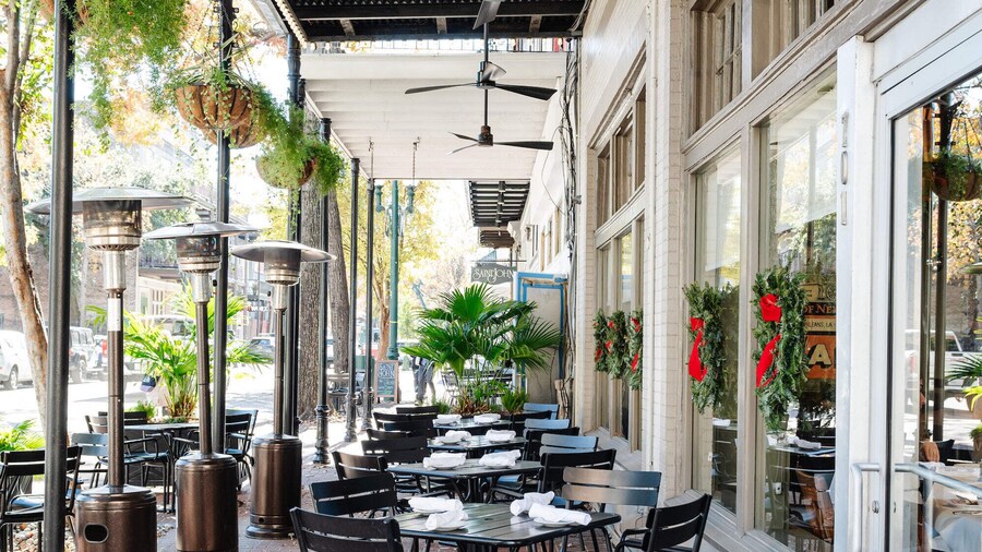 The Lafayette New Orleans By Kasa Living