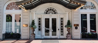The Lafayette New Orleans By Kasa Living
