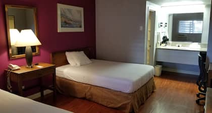 Santa Fe Inn Pueblo