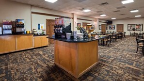 Free daily continental breakfast  - Crossroads Hotel and Event Center (Fort Dodge)