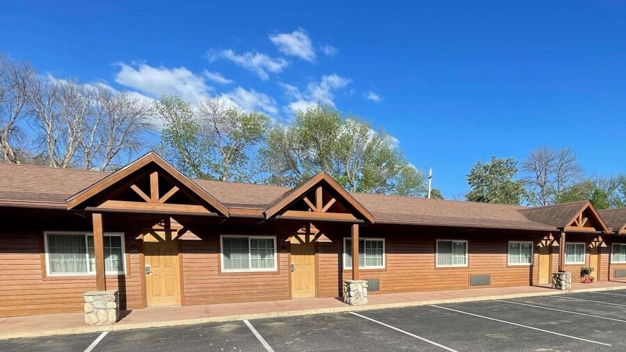 Crossroads Hotel and Event Center