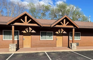 Exterior - Crossroads Hotel and Event Center (Fort Dodge)