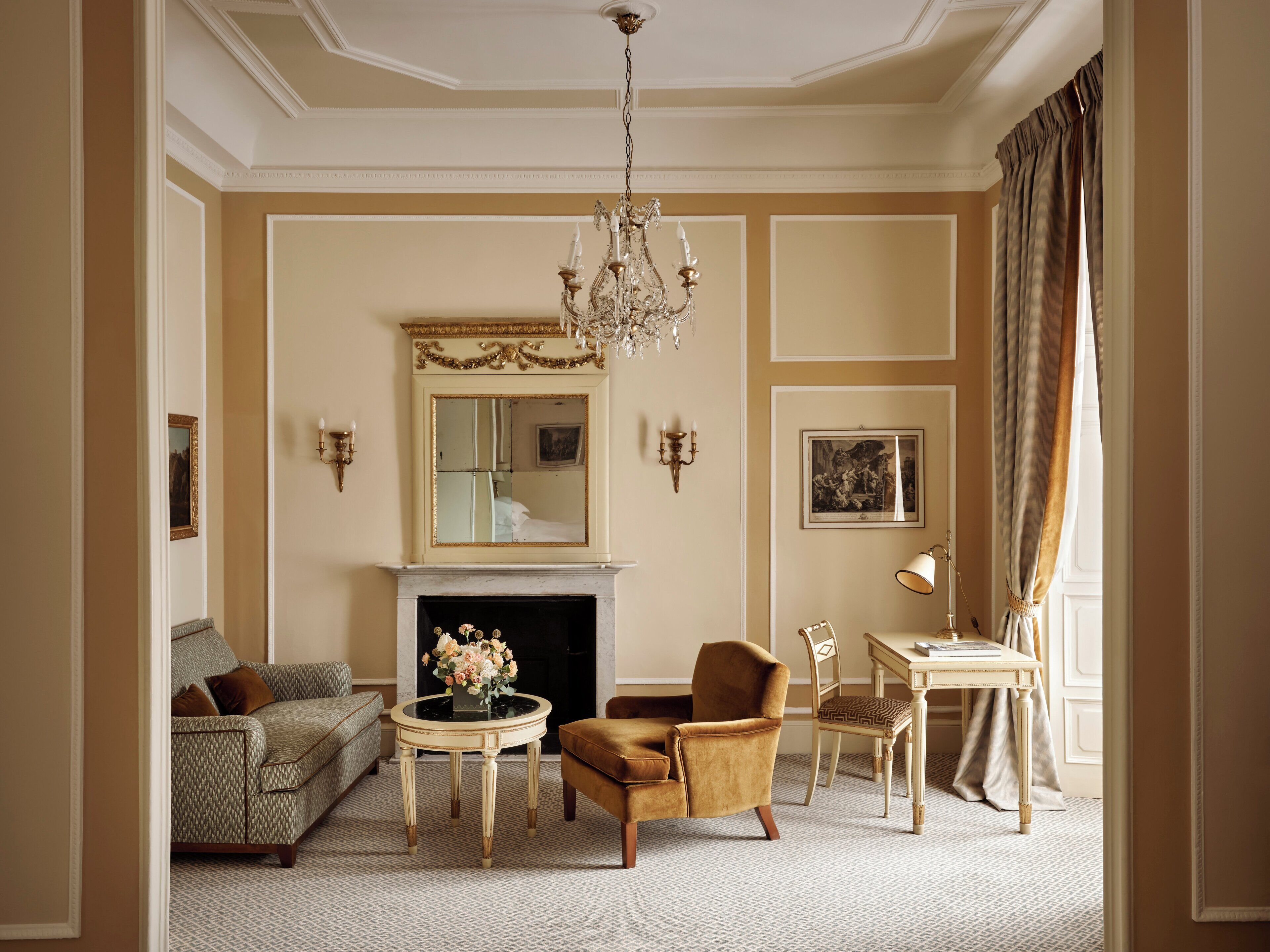 junior suite, lake view (deluxe) | 1 bedroom, hypo-allergenic bedding, down duvets, minibar