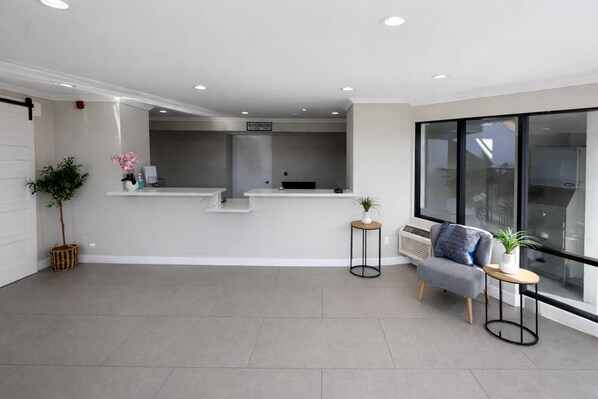 Lobby - Rodeway Inn San Diego South San Ysidro Border (San Ysidro)