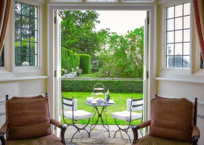 Superior Room | Terrace/patio - Danesfield House Hotel And Spa (Marlow)