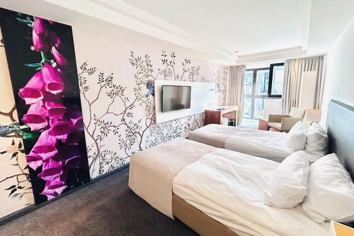 Ropa de cama de alta calidad y minibar