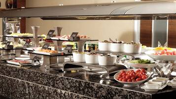 Daily buffet breakfast (TRY 1750 per person)