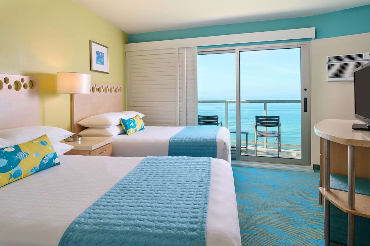 Deluxe Room, Oceanfront | In-room safe, individually decorated, individually furnished, desk