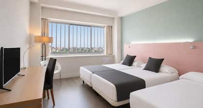 Hotel Chamartin The One