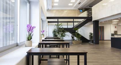 Hotel Chamartin The One
