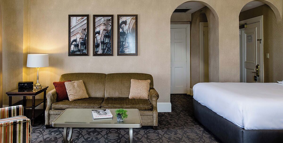 executive room, 1 king bed, fireplace | in-room safe, desk, laptop workspace, blackout curtains