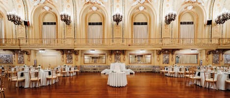 Banquet hall