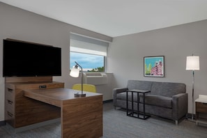 Studio Suite, 1 King Bed, Park View | Living area | TV