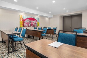 Hampton Inn Suites by Hilton Toronto Downtown