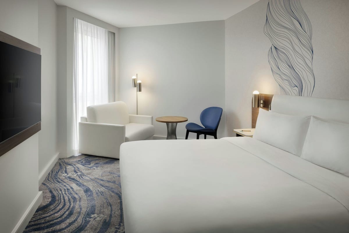 Superior Room, 1 King Bed with Sofa bed | Premium bedding, minibar, in-room safe, desk