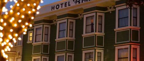 Front of property - evening/night