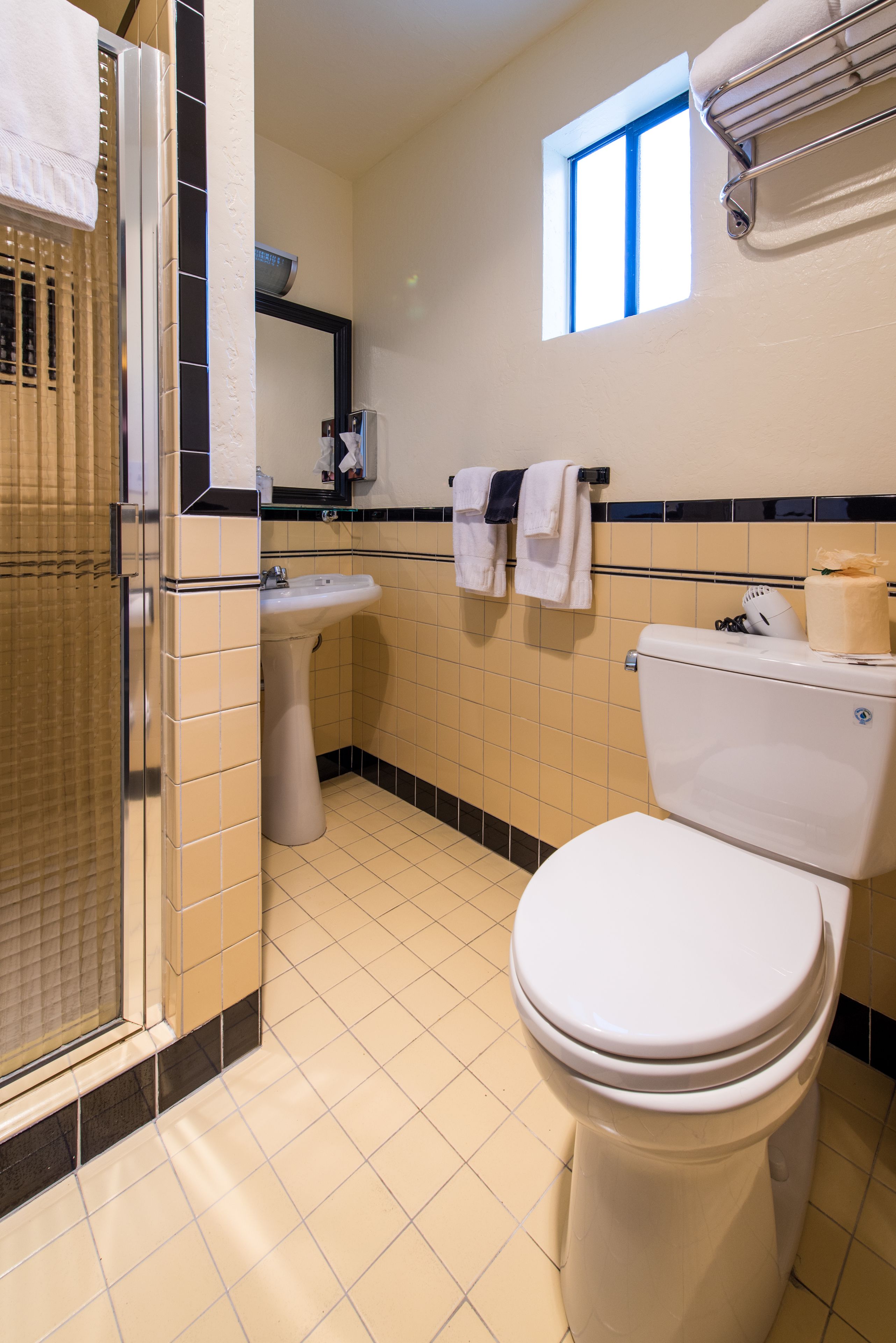 design room, 1 queen bed | bathroom | shower, designer toiletries, hair dryer, towels