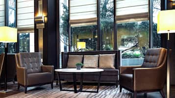 Lobby-Lounge