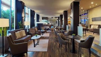 Lobby-Lounge