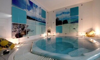 Sauna, Turkish bath, body treatments, aromatherapy, body wraps