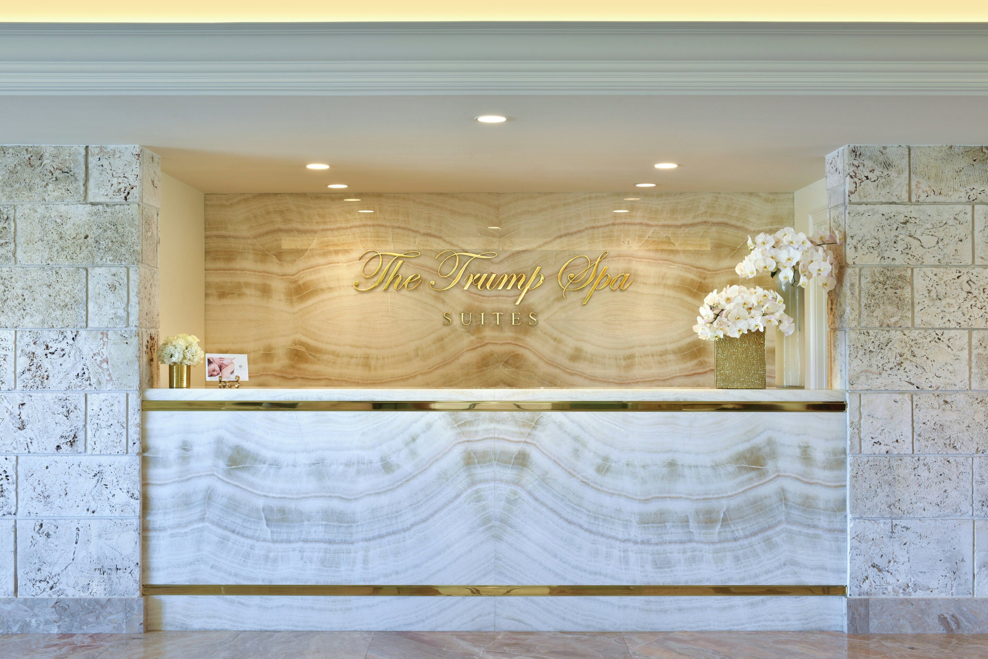 Couples treatment rooms, sauna, hot tub, steam room, body treatments