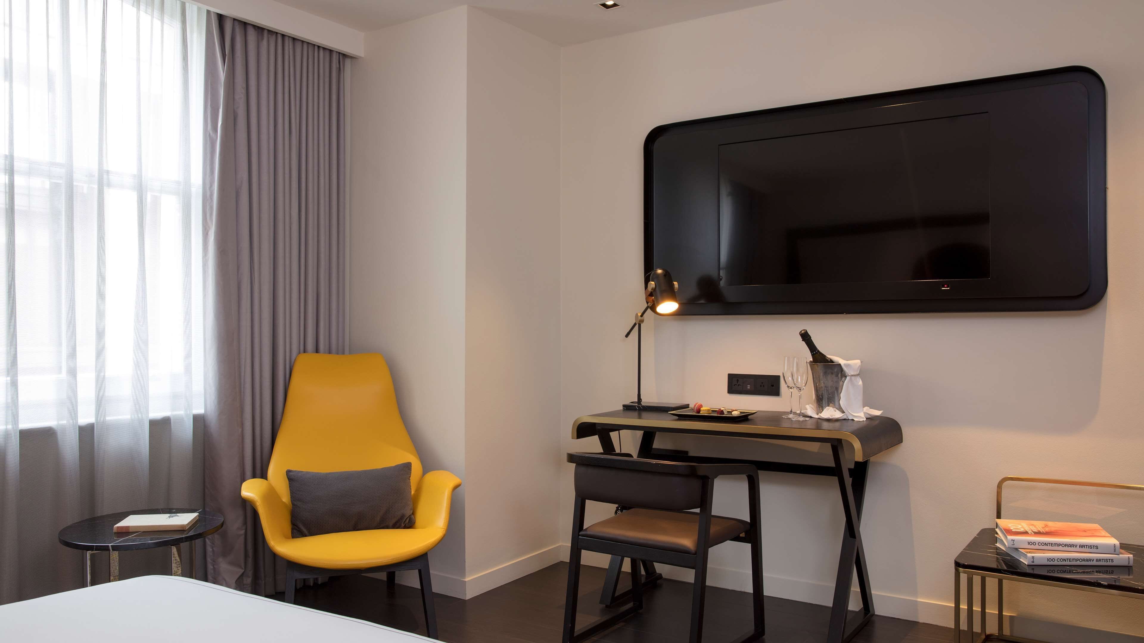 superior room, 1 double bed (double) | 1 bedroom, hypo-allergenic bedding, minibar, in-room safe