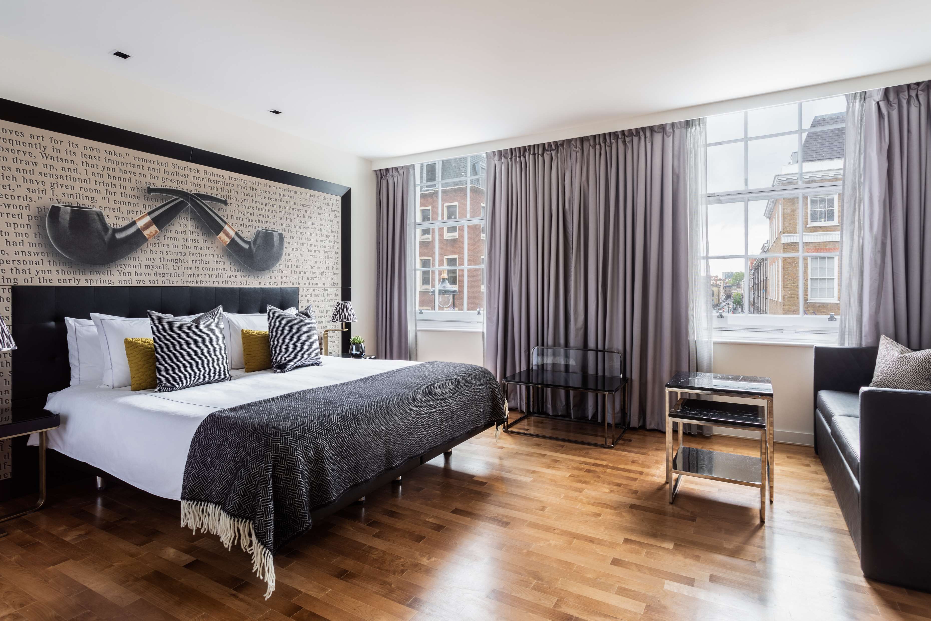 豪華客房 (Heritage King) | 低過敏寢具、迷你吧、客房內保險箱、布置獨特