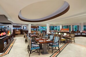 Daily buffet breakfast (USD 25 per person)