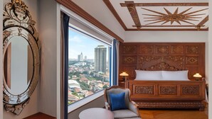2 King Beds, Club Lounge Access, Royal 2-Bedroom Suite