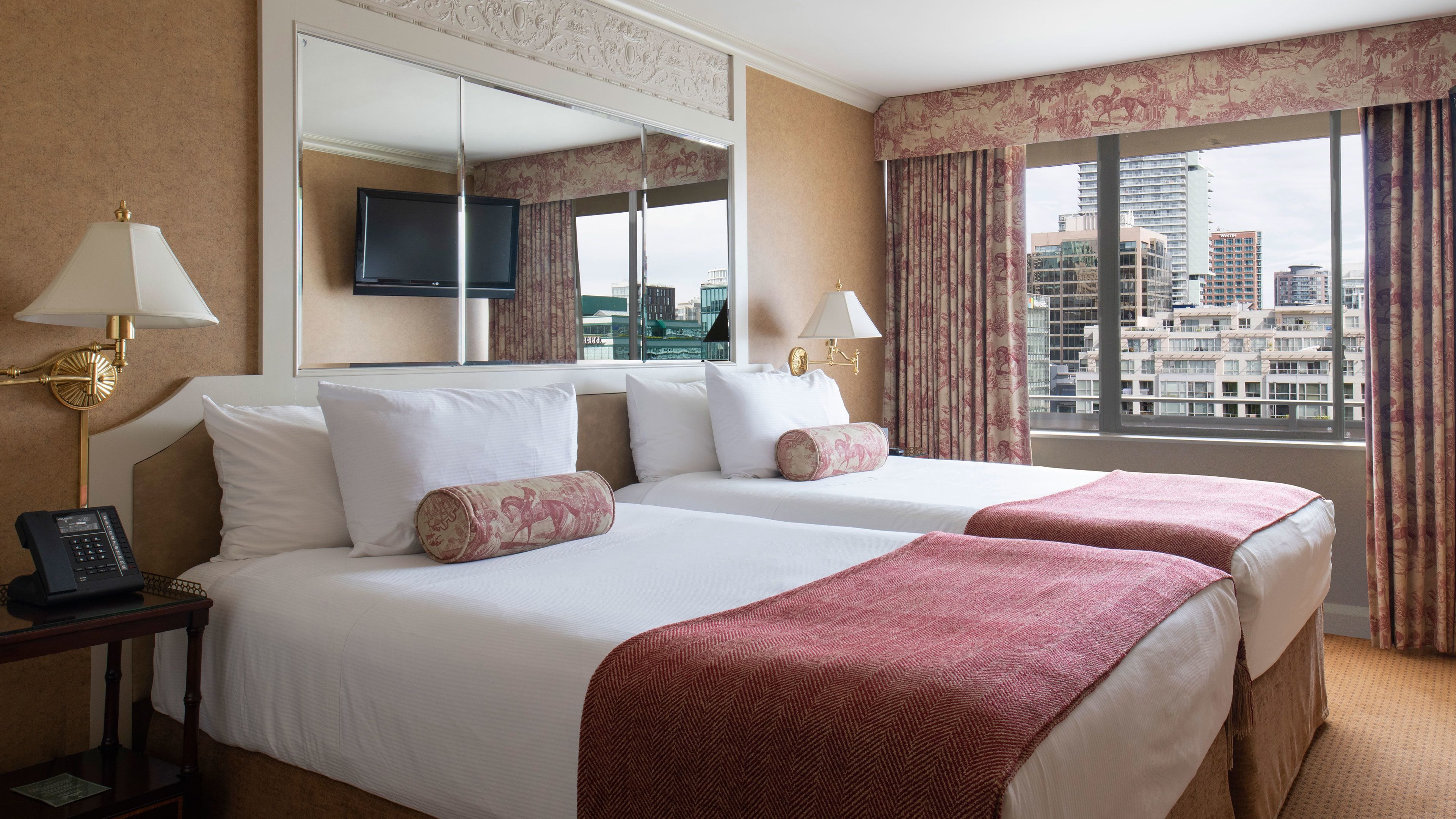 1 bedroom, premium bedding, pillow-top beds, in-room safe