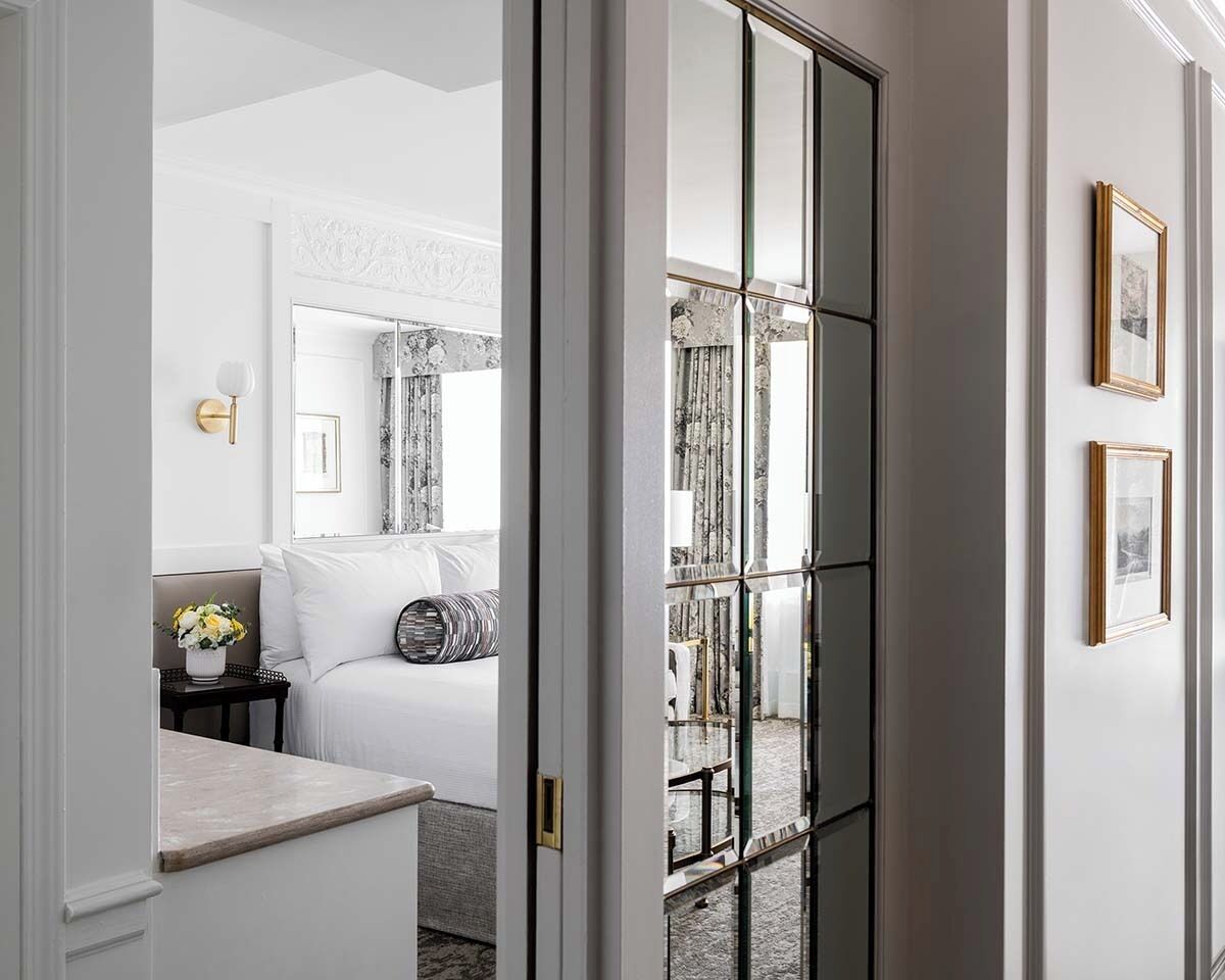 Deluxe Suite, 2 Double Beds, City View | Premium bedding, pillowtop beds, in-room safe, desk