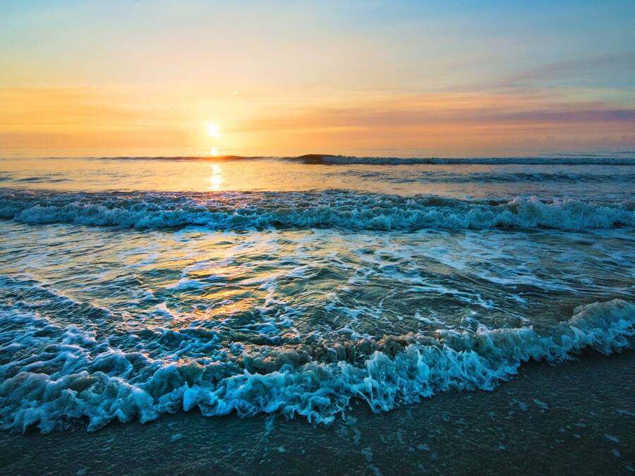 Accommodatie ligt op het strand, wit zand