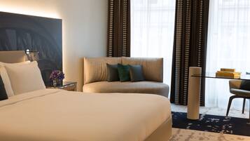 Premium bedding, in-room safe, desk, laptop workspace