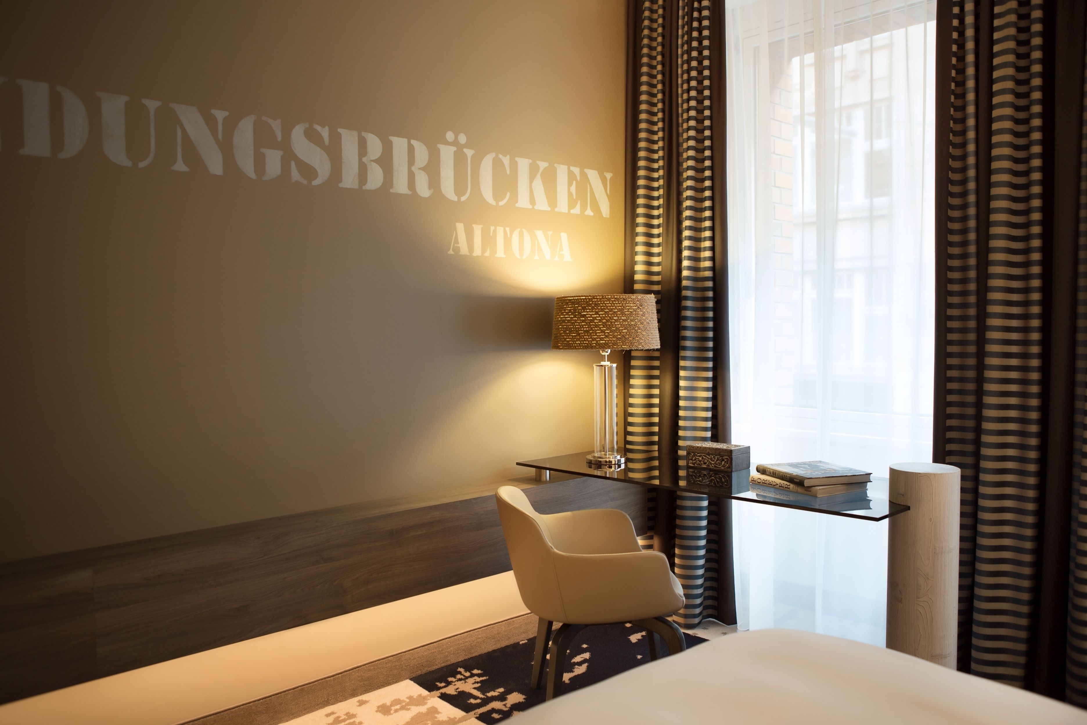 1 bedroom, premium bedding, in-room safe, desk