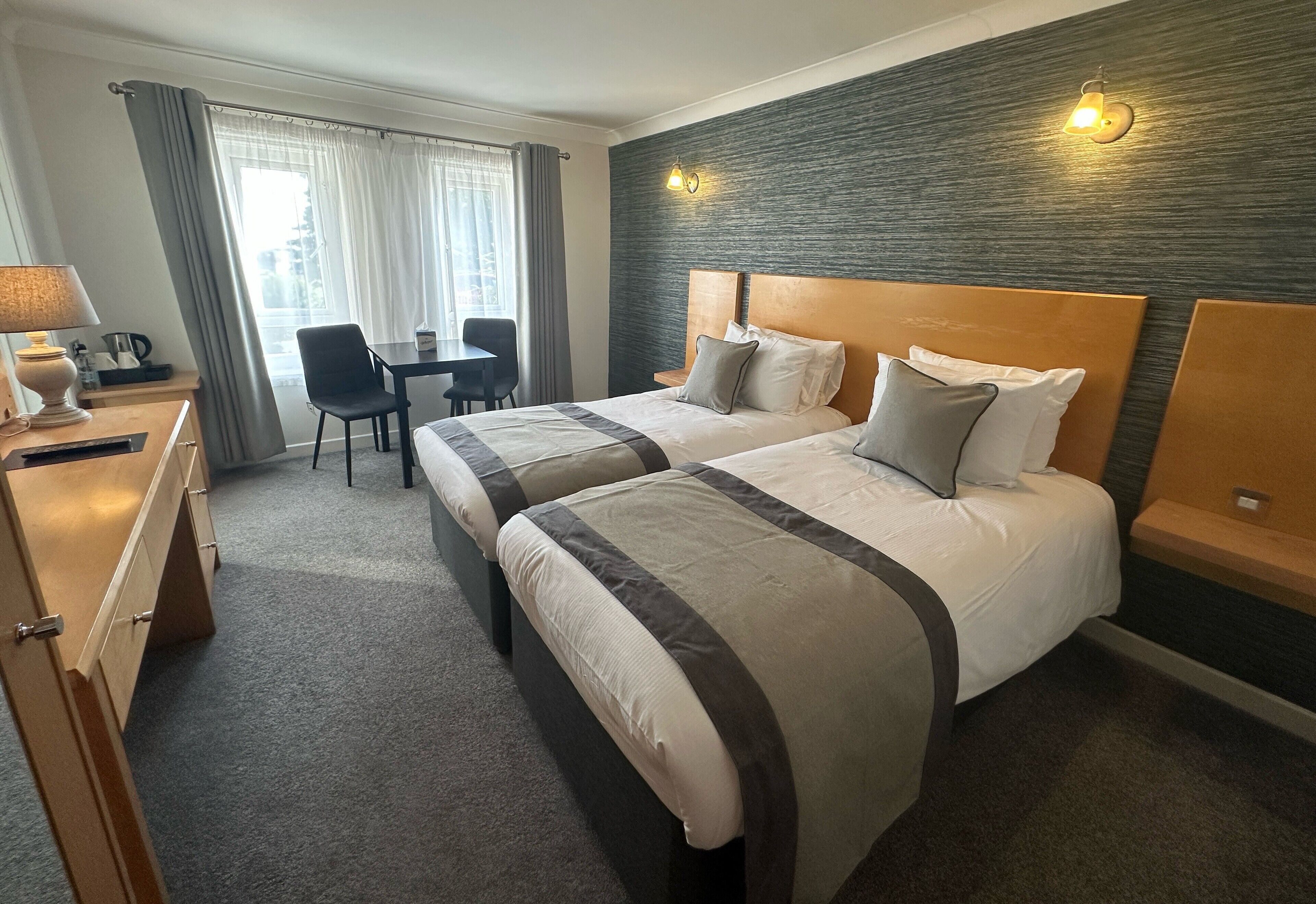 twin room | individually decorated, individually furnished, desk, iron/ironing board