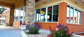 La Junta Inn