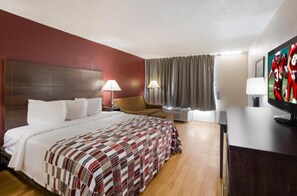 Bügeleisen/Bügelbrett, kostenloses WLAN, Bettwäsche, Wecker