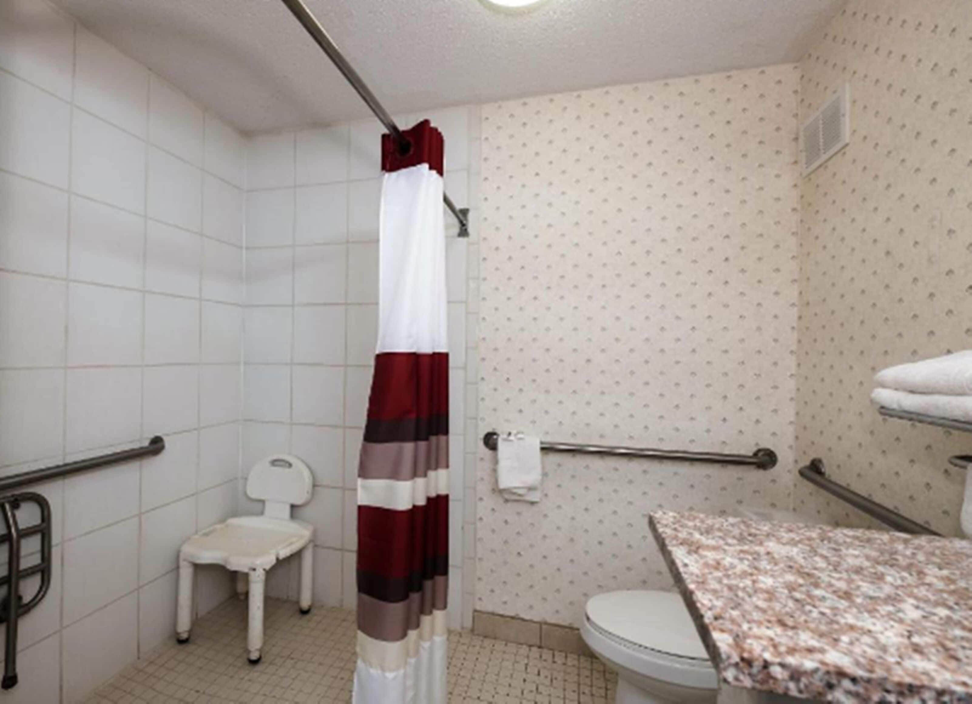 Photo - Horizon Inn & Suites