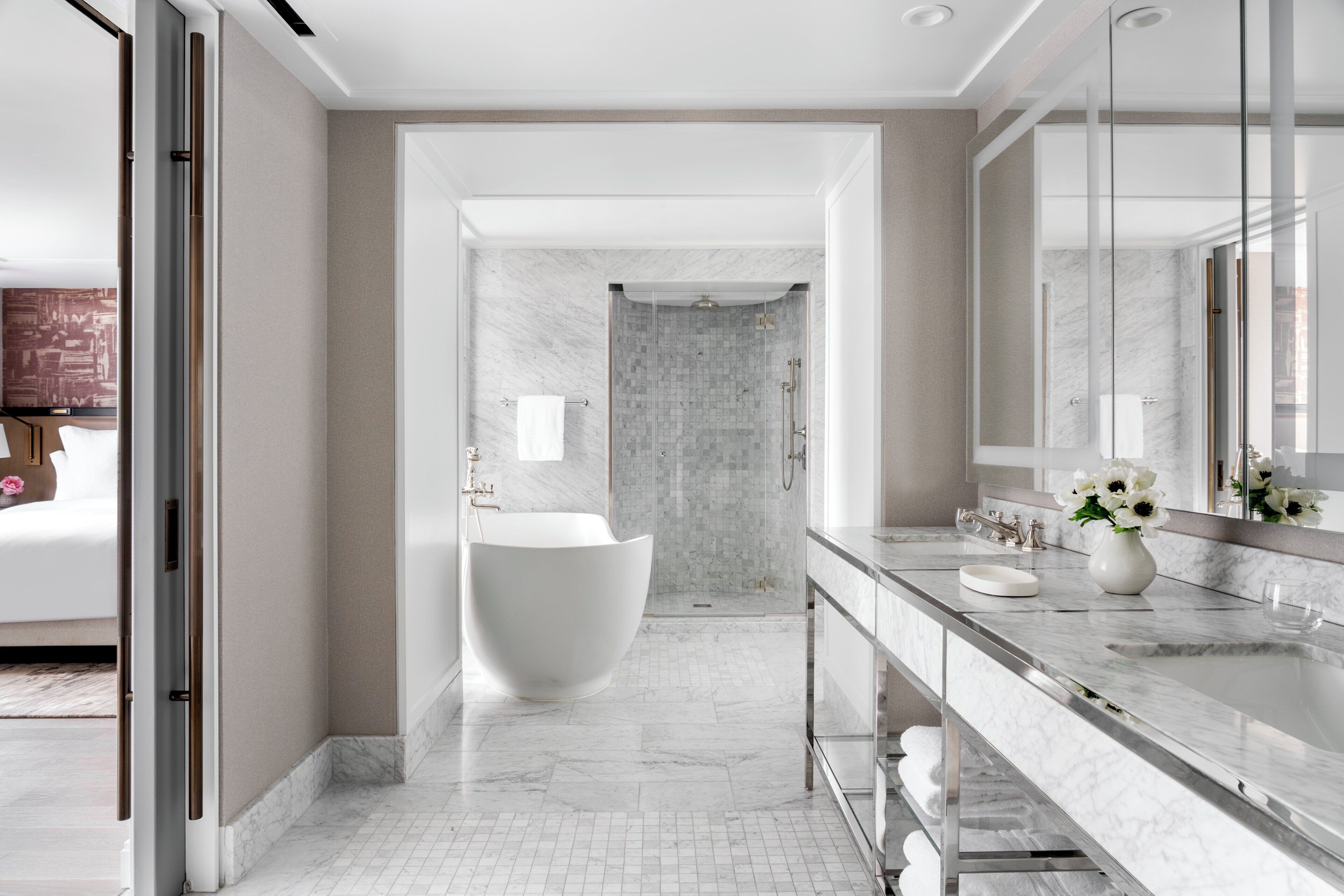 suite, terrace (golden gate) | bathroom | designer toiletries, hair dryer, bathrobes, slippers