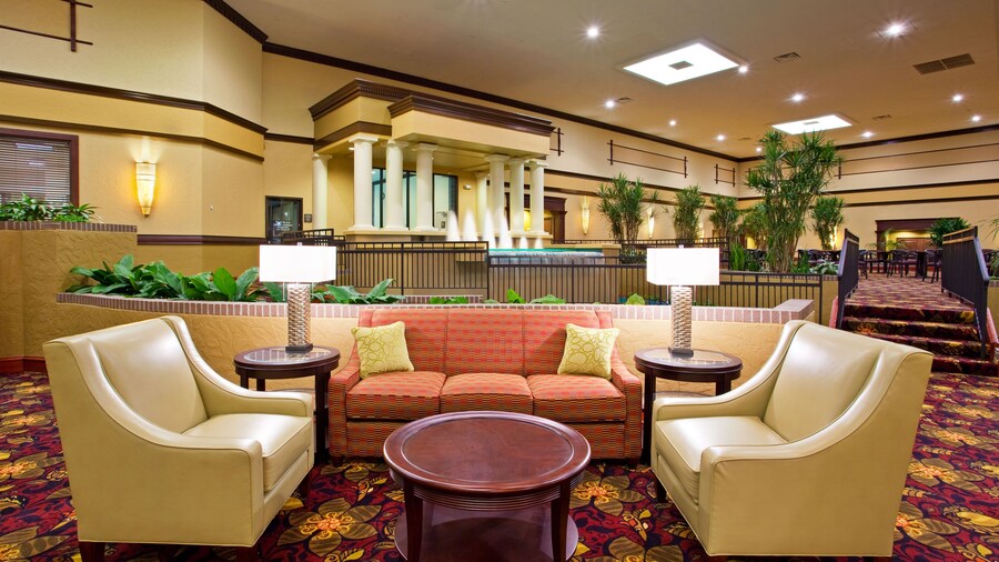 Holiday Inn Hotel & Suites Cincinnati - Eastgate by IHG