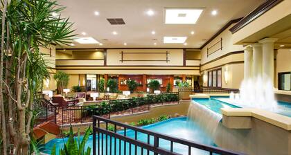 Holiday Inn Hotel & Suites Cincinnati - Eastgate by IHG